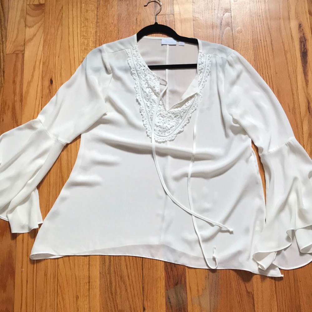 Bell sleeve blouse